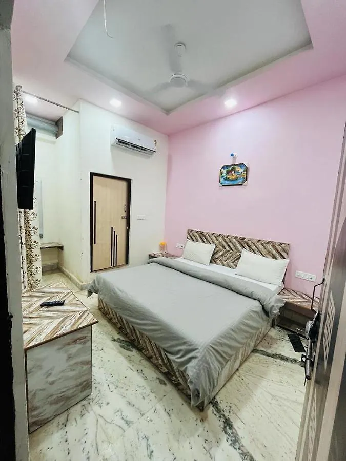 Hotel S S Palace Agra  2*, Agra (Uttar Pradesh)