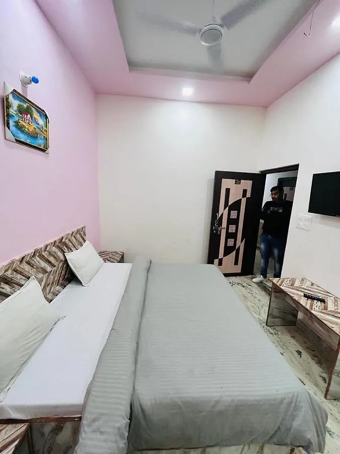 Hotel S S Palace Agra   Agra (Uttar Pradesh)